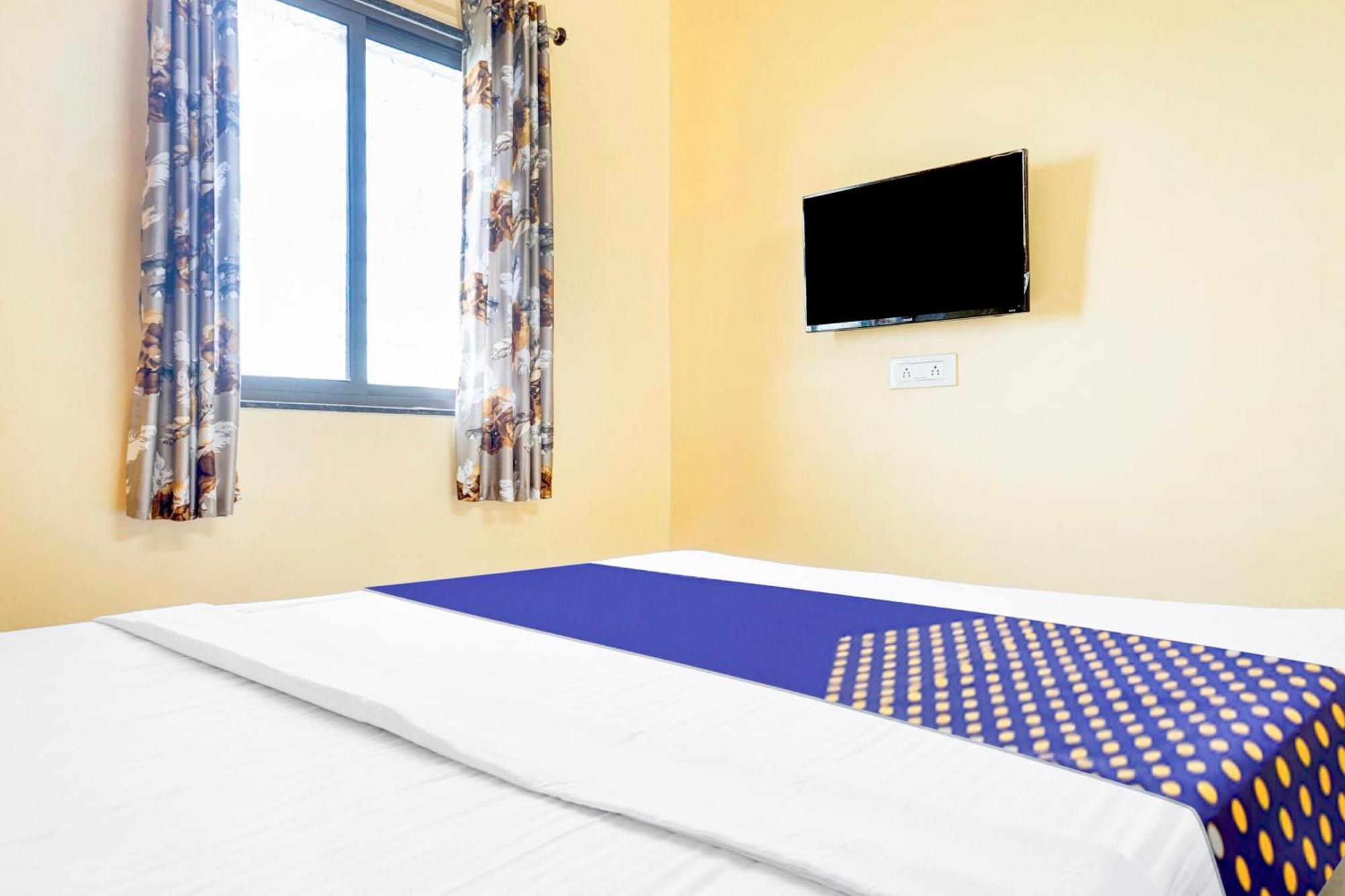 Spot On Hotel Shree Samarth Lodging Kolhapur Exterior photo